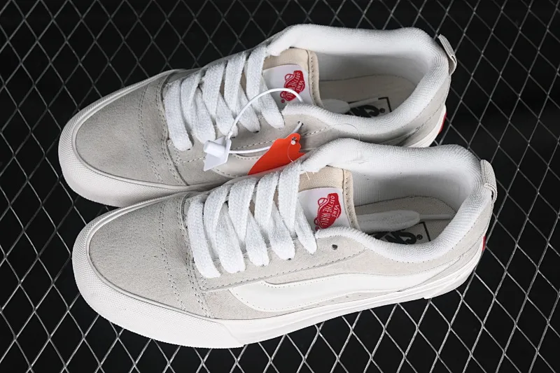All categories Vans Vans series Vans Low Vans low-top Vans Knu Skool Vans low-top retro casual fat bread shoes VN000D750CK